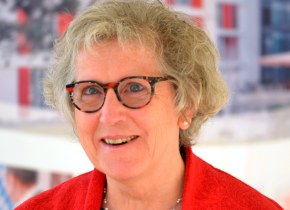 Frau Dr. Habersetzer aus dem Seelsorge-Team